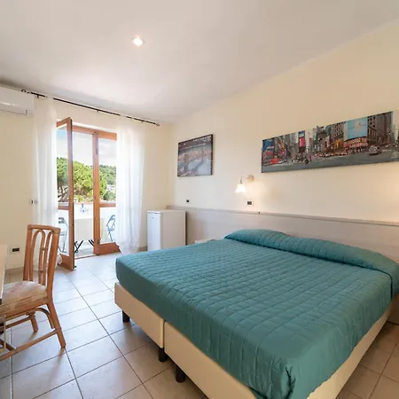 Punta Pina 3* Portoferraio